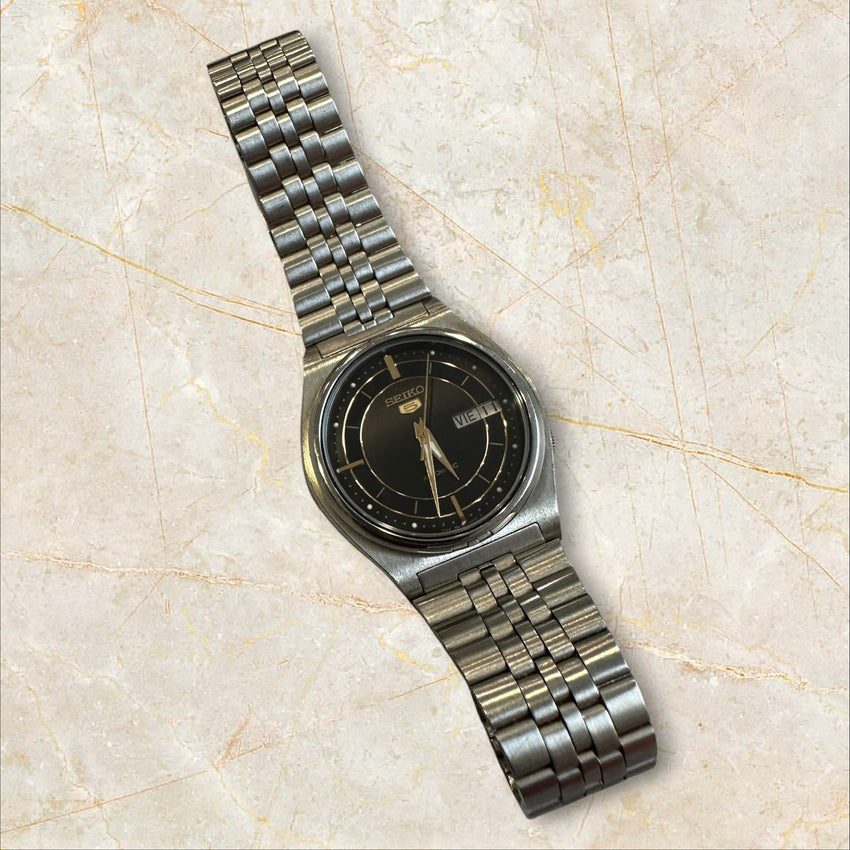 Vintage Seiko 5 Automatic „Two-Tone Black & Grey Dial“ — Herrenuhr