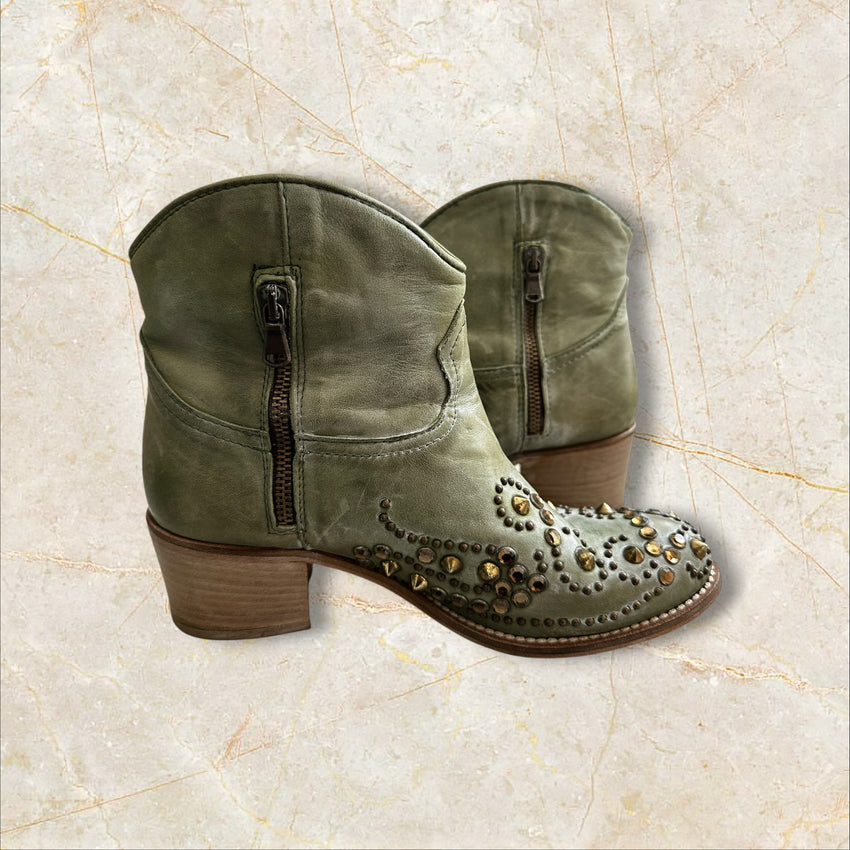 Atelier Cowboy Boots – Leder & Studs (Size 38)