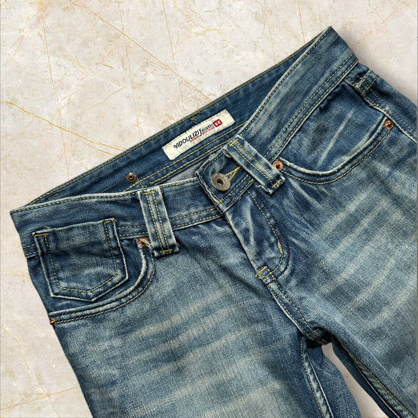 Y2K Japan Style Damen Low Waist Straight Jeans — Size 34 / XS