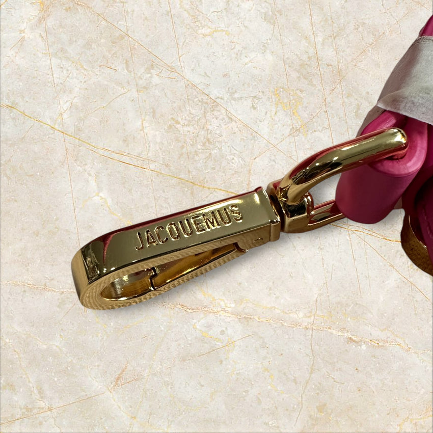 Jacquemus Le Grand Bambino Damen 
Handtasche / Crossbody — Pink & Gold Hardware