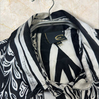 Roberto Cavalli Vintage Damen Seidenbluse — Schwarz-Weiß Baroque & Cyber Graphic Print Size L-XL
