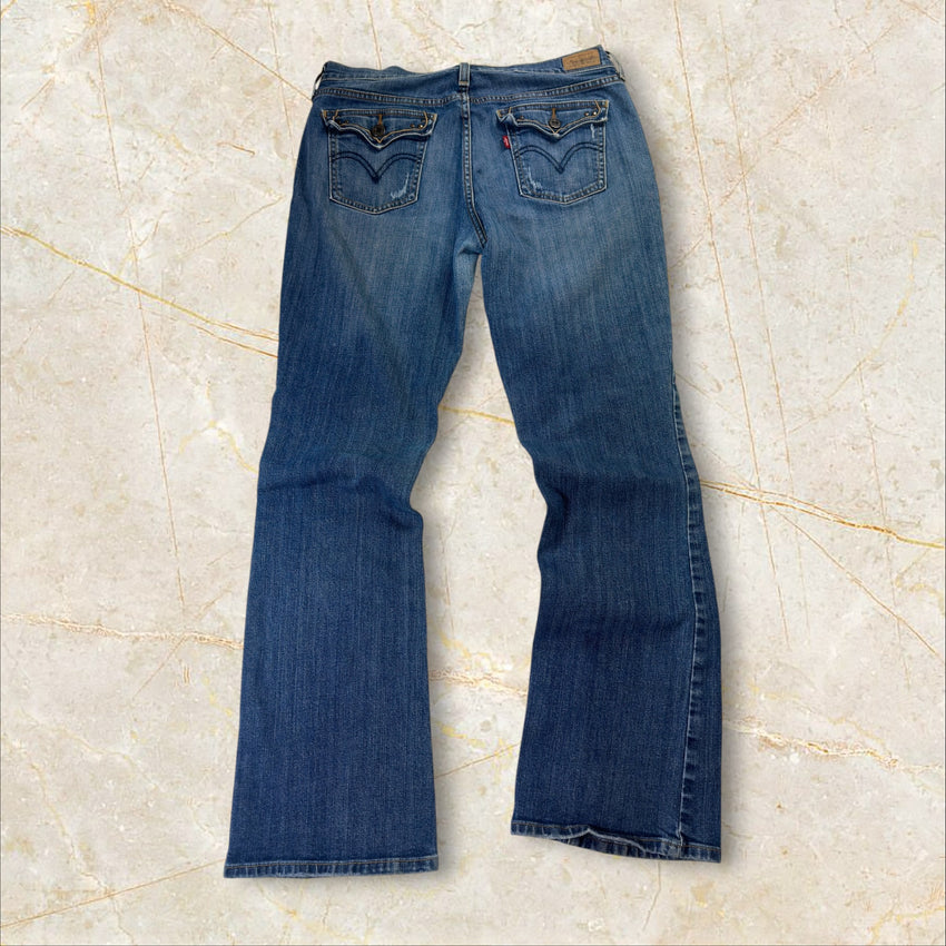 Levi’s 515 Vintage 90s / Y2K Damen Bootcut Jeans — Size W29 (fittet wie M-L)