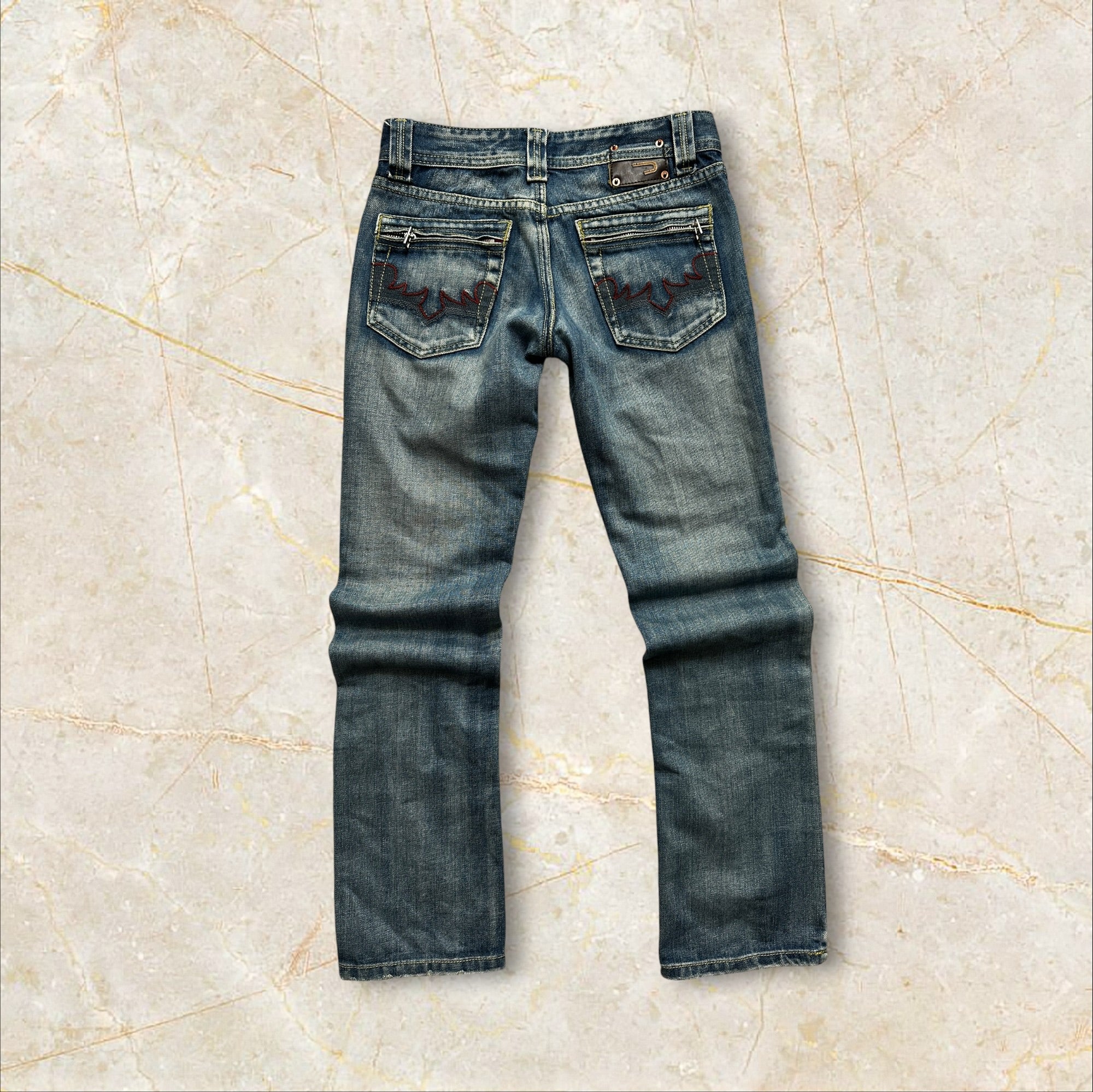 Y2K Japan Style Damen Low Waist Straight Jeans — Size 34 / XS