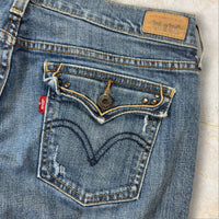 Levi’s 515 Vintage 90s / Y2K Damen Bootcut Jeans — Size W29 (fittet wie M-L)