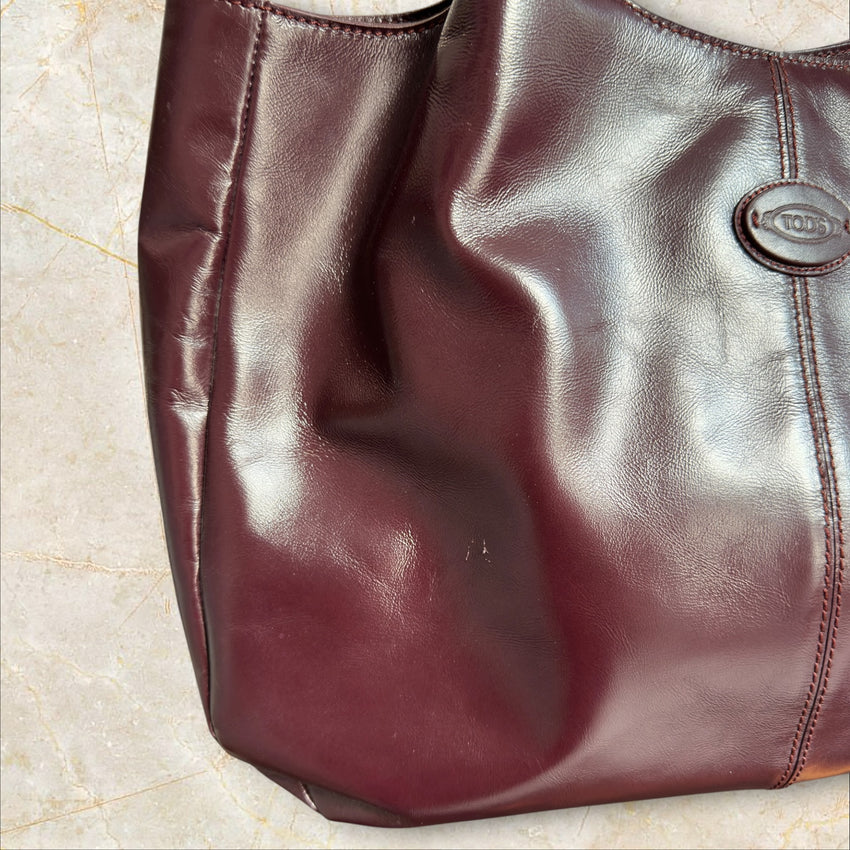 Tod‘s Vintage Leder Schultertasche / Tote Bag — Bordeauxrot