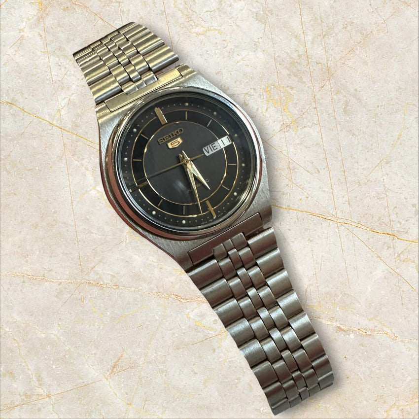 Vintage Seiko 5 Automatic „Two-Tone Black & Grey Dial“ — Herrenuhr
