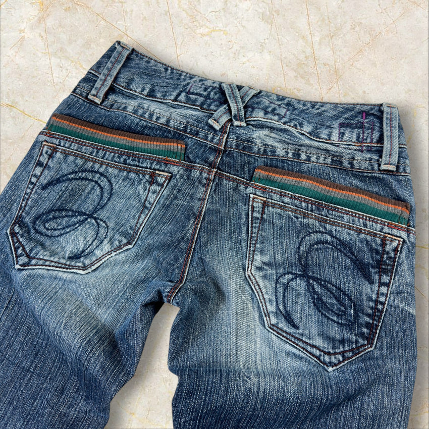 Y2K Japan Style Flared Low Waist Jeans Size 34 / XS