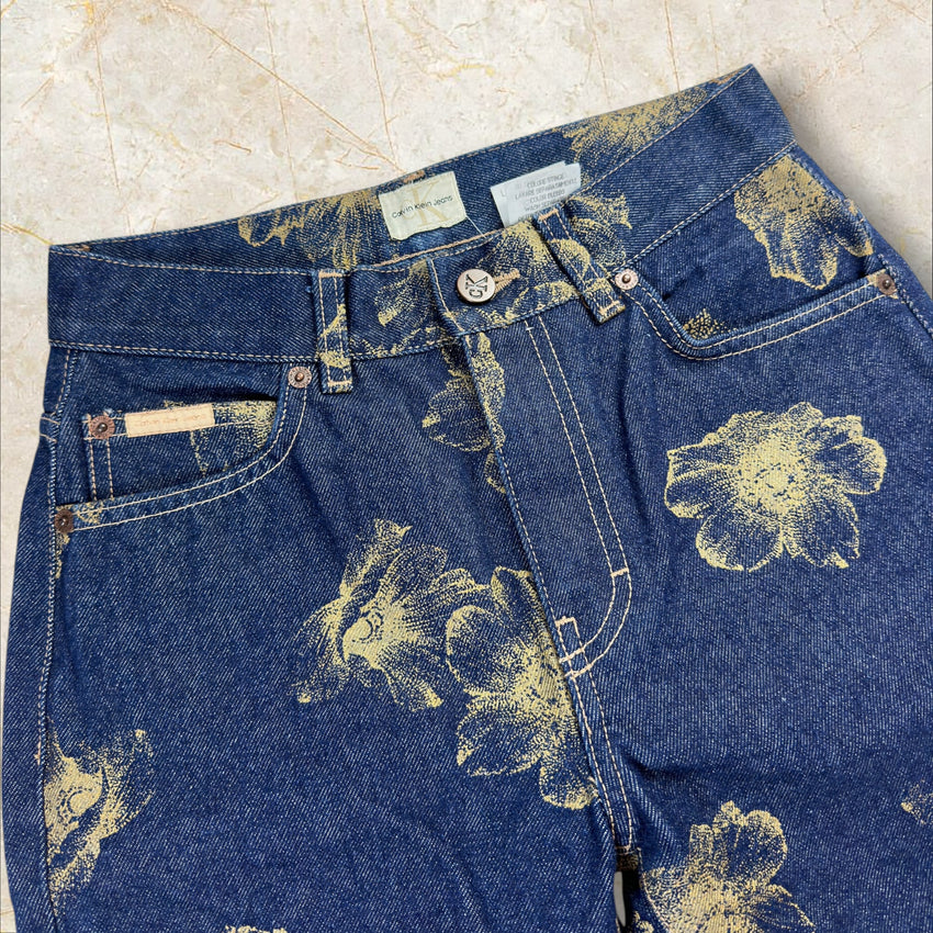 Calvin Klein Jeans Damen Bootcut Jeans — Size 32 / XXS