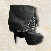 Steve Madden Shark Heels Size 38.5