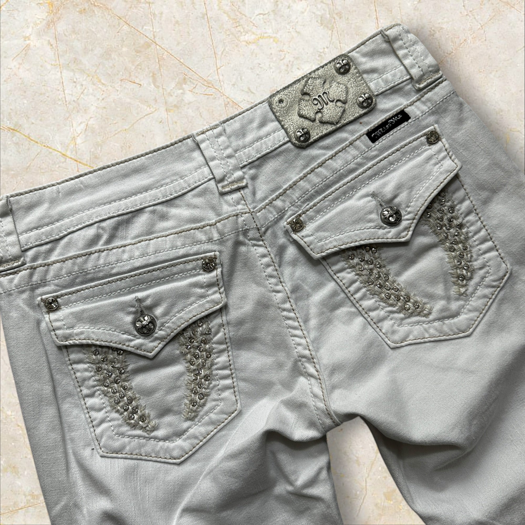 Y2K Miss Me Damen Capri Jeans White — Size 40 / L