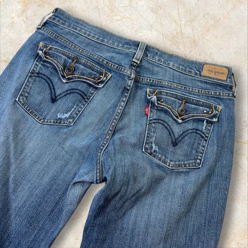 Levi’s 515 Vintage 90s / Y2K Damen Bootcut Jeans — Size W29 (fittet wie M-L)