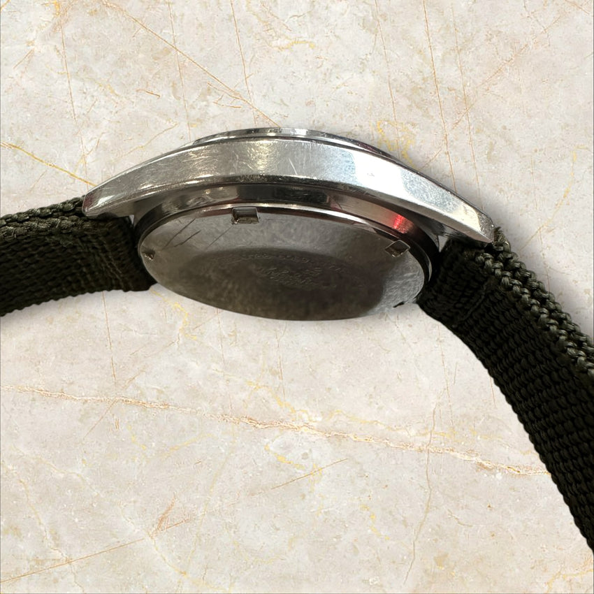 Vintage Seiko 5 Automatic „Black Dial“ — Herrenuhr