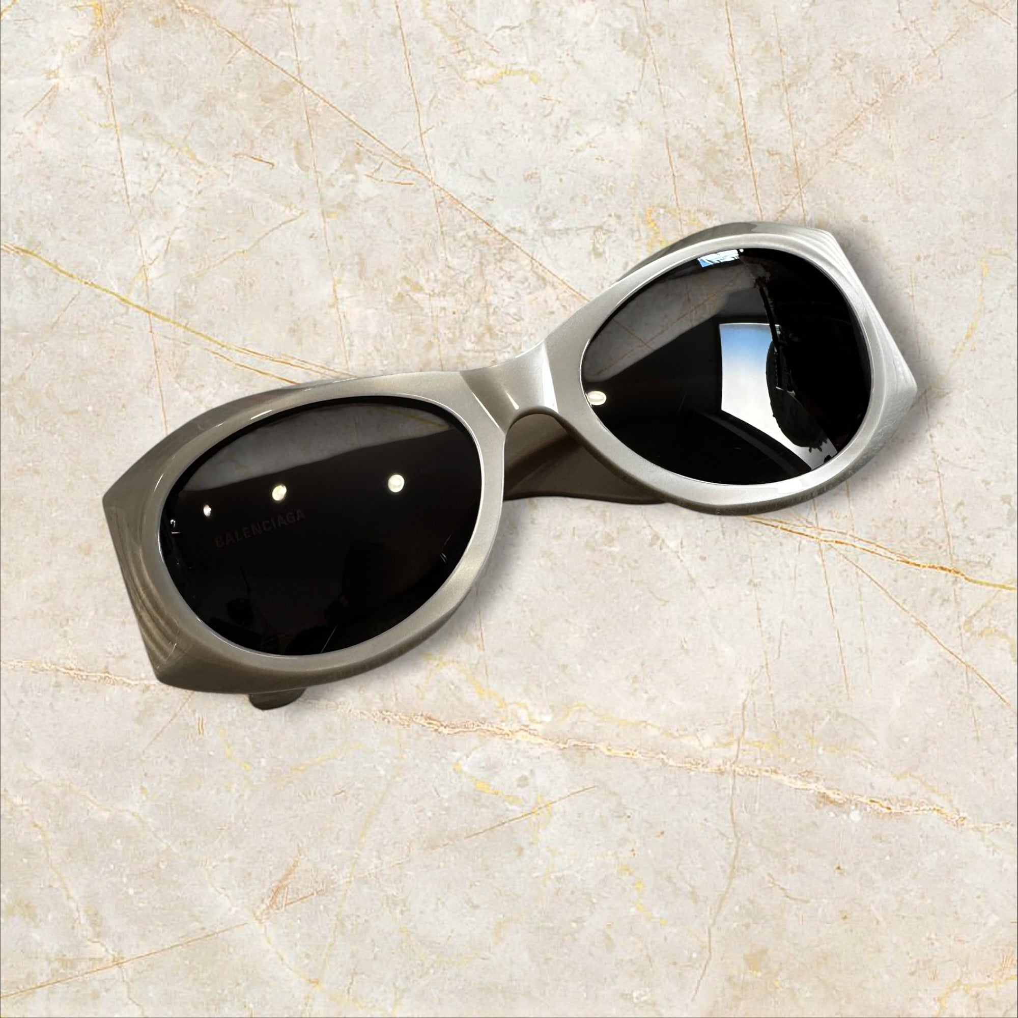 Balenciaga BB0394S Oversized Sonnenbrille — Size XL