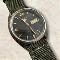 Vintage Seiko 5 Automatic „Black Dial“ — Herrenuhr