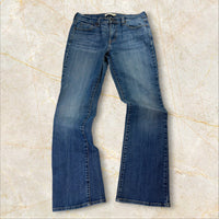 Levi’s 515 Vintage 90s / Y2K Damen Bootcut Jeans — Size W29 (fittet wie M-L)