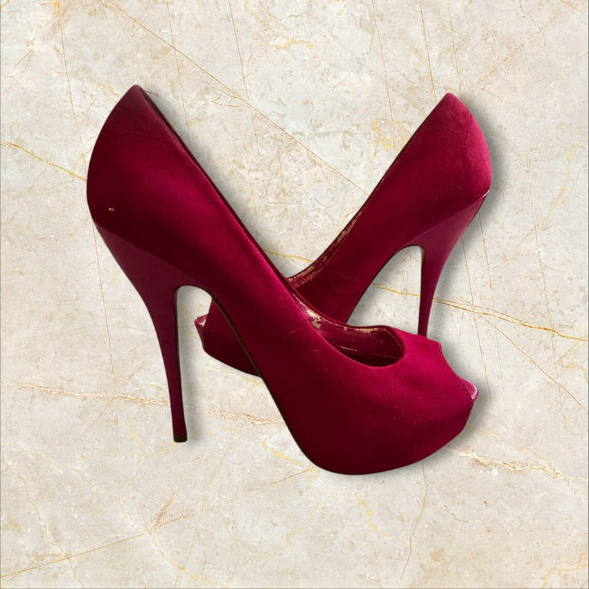 Wild Pair Pumps Damen — Size 7.5