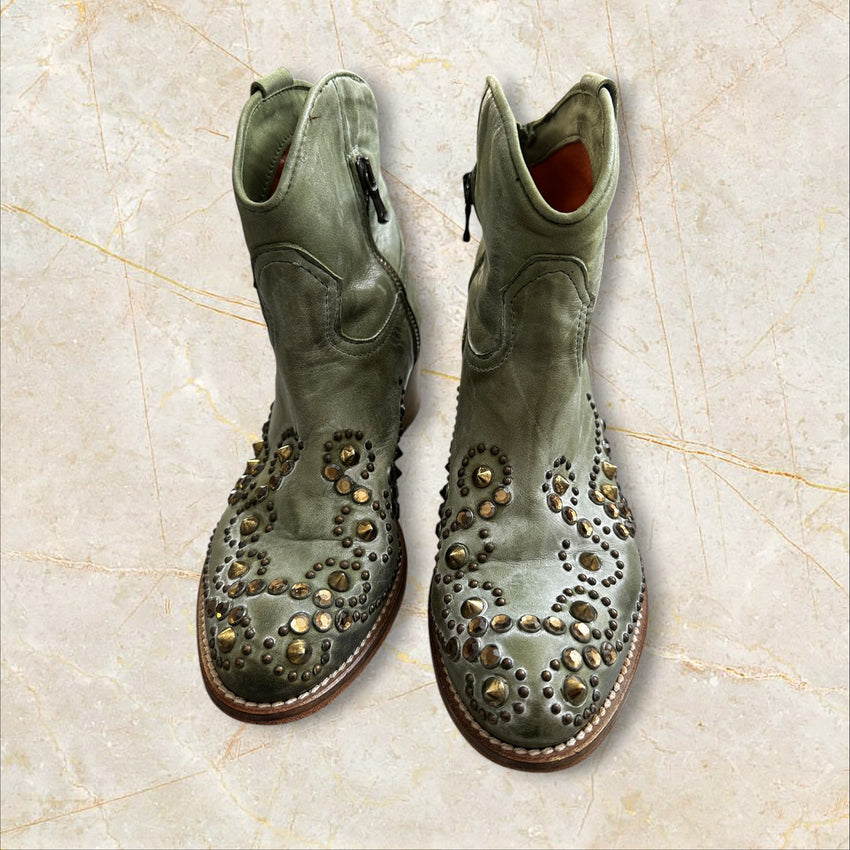 Atelier Cowboy Boots – Leder & Studs (Size 38)