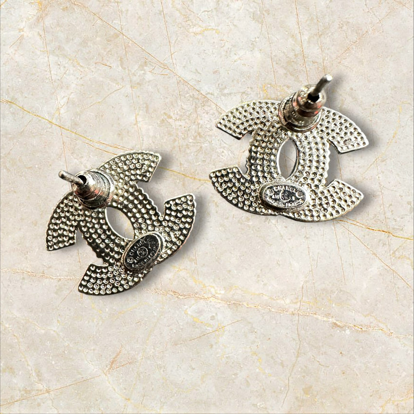 Chanel CC Ohrstecker A13 Strass — Silver Tone