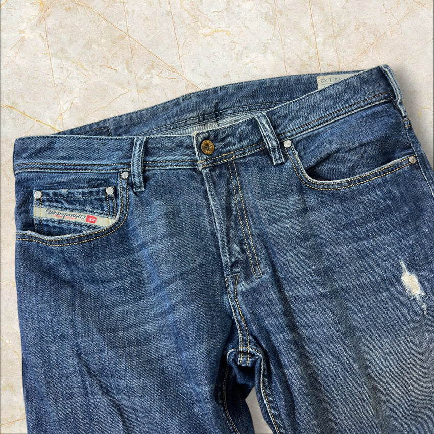 Diesel Herren Bootcut Jeans Size 42 / M