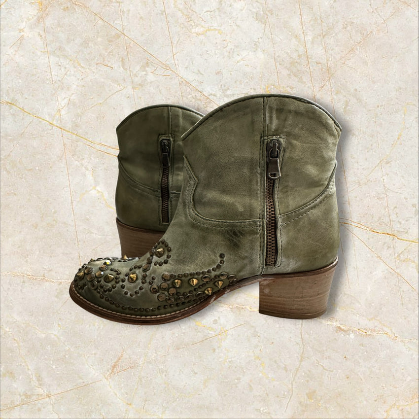 Atelier Cowboy Boots – Leder & Studs (Size 38)