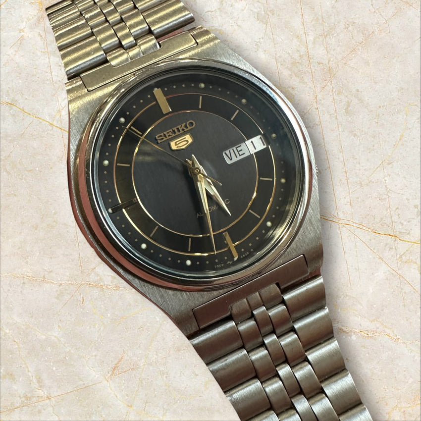 Vintage Seiko 5 Automatic „Two-Tone Black & Grey Dial“ — Herrenuhr