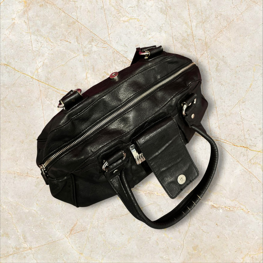 Y2K Guess Big Shoulder Bag – Schwarz Leder
